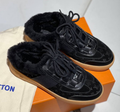 СНИКЕРЫ LOUIS VUITTON 