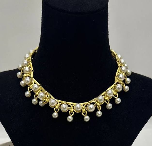 БУСЫ CHRISTIAN DIOR 