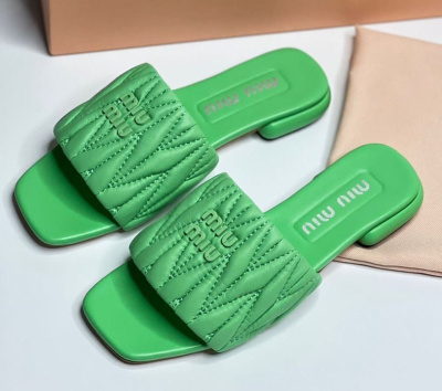 ШЛЕПКИ MIU MIU 