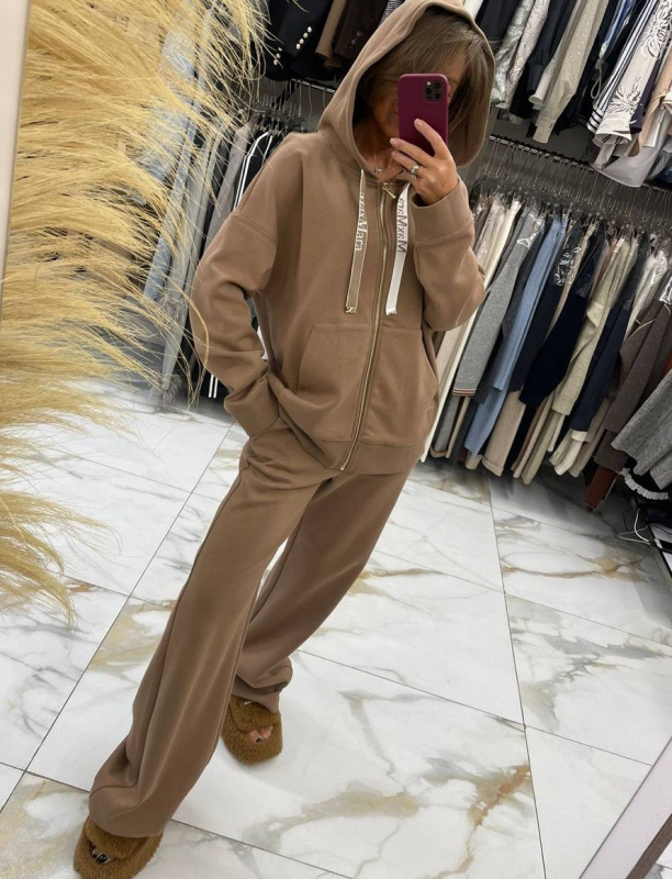 КОСТЮМ MAX MARA 