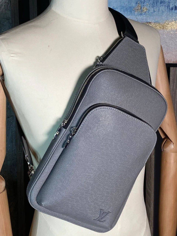 МУЖСКАЯ СУМКА СЛИНГ LOUIS VUITTON 