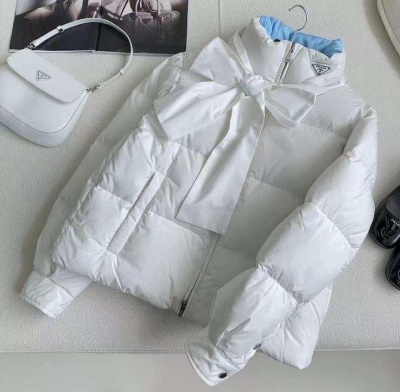 ПУХОВИК PRADA