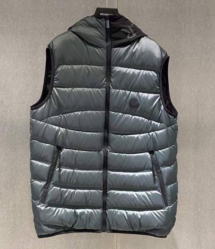 МУЖСКОЙ ЖИЛЕТ MONCLER 