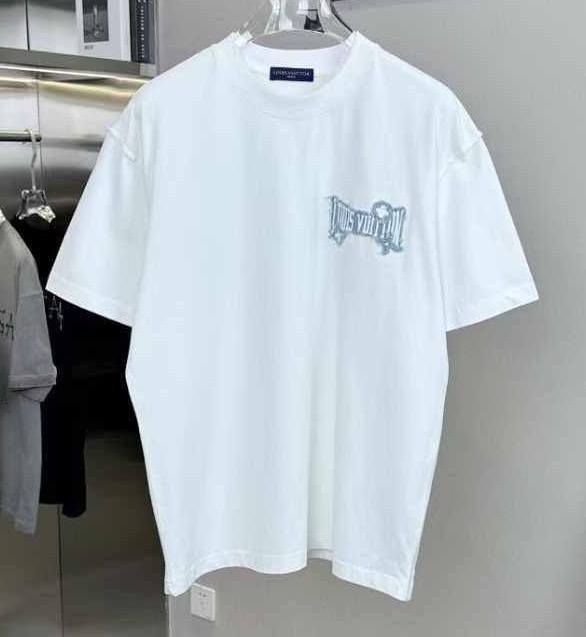 МУЖСКАЯ ФУТБОЛКА LOUIS VUITTON 