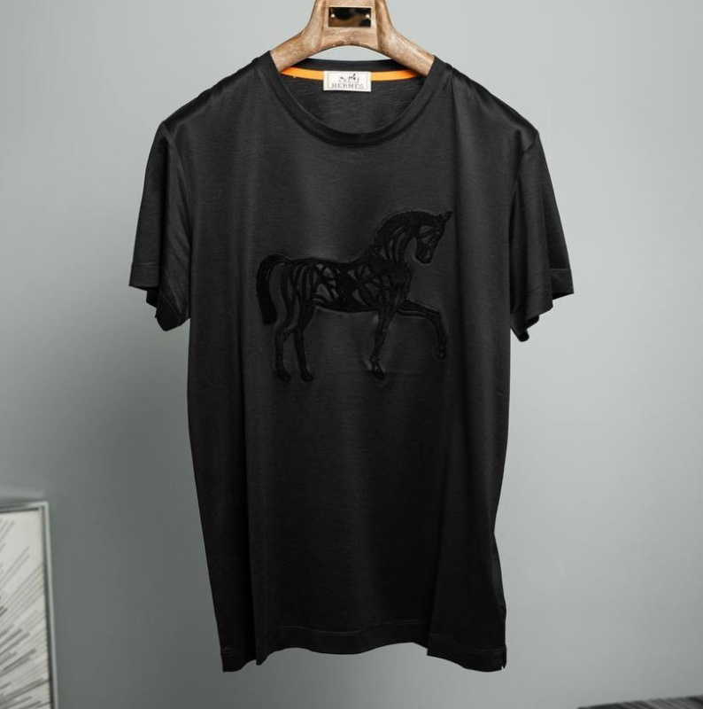 МУЖСКАЯ ФУТБОЛКА HERMES 