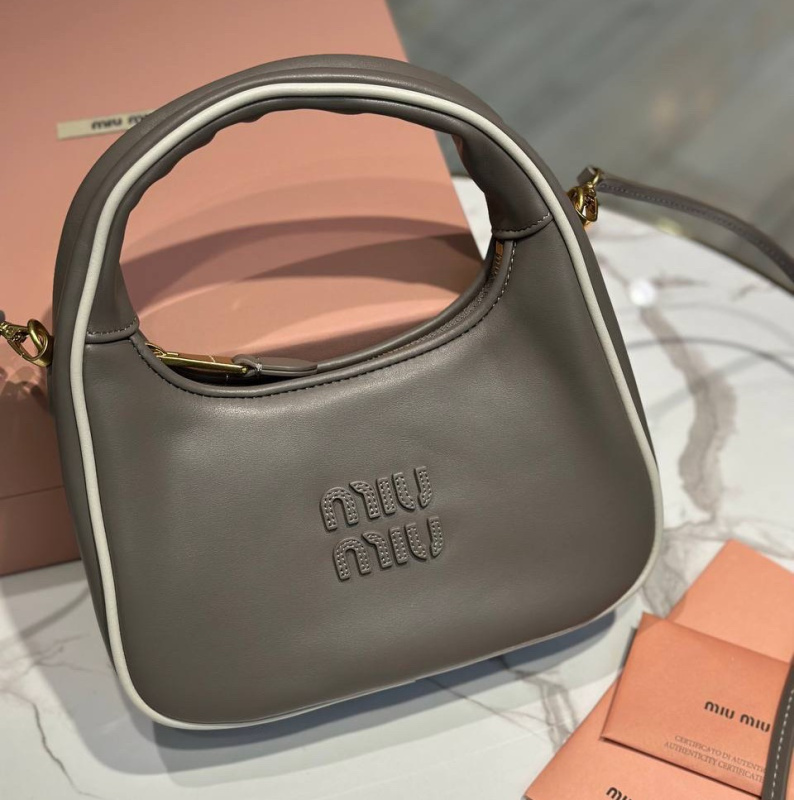 СУМКА MIU MIU WANDER 