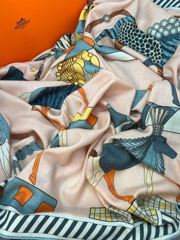 ПЛАТОК HERMES 