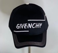 КЕПКА GIVENCHY