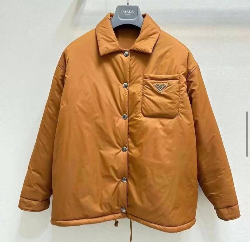 ПУХОВИК PRADA 