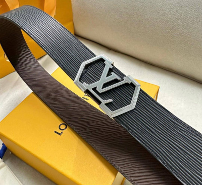 МУЖСКОЙ РЕМЕНЬ ДВУХСТОРОННИЙ LOUIS VUITTON 
