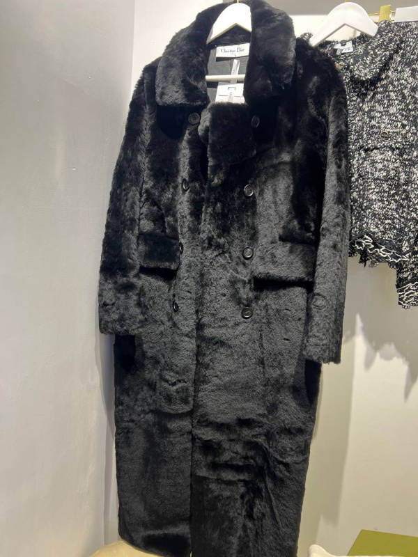 ШУБА CHRISTIAN DIOR 