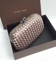 КЛАТЧ BOTTEGA VENETA CHAIN KNOT