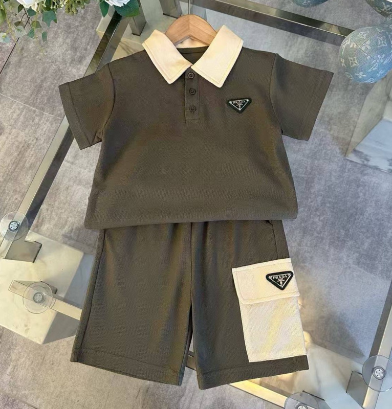 ДЕТСКИЙ КОСТЮМ PRADA 