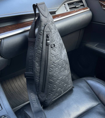 МУЖСКАЯ СУМКА СЛИНГ LOUIS VUITTON 