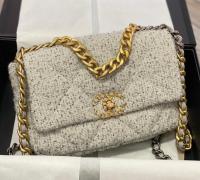 СУМКА CHANEL 19 