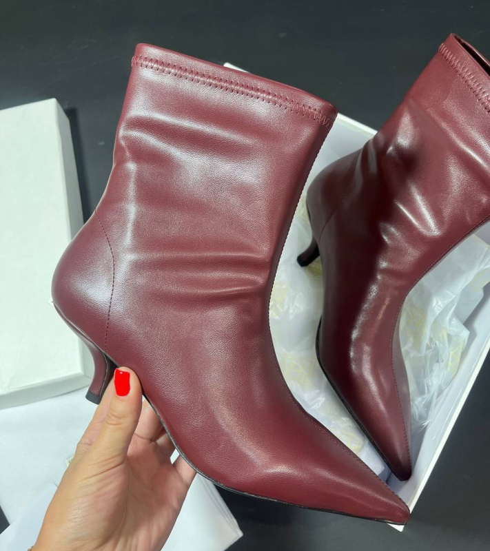 БОТИЛЬОНЫ TOTEME 