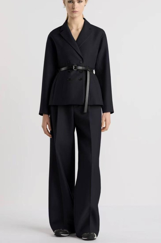 КОСТЮМ CHRISTIAN DIOR 