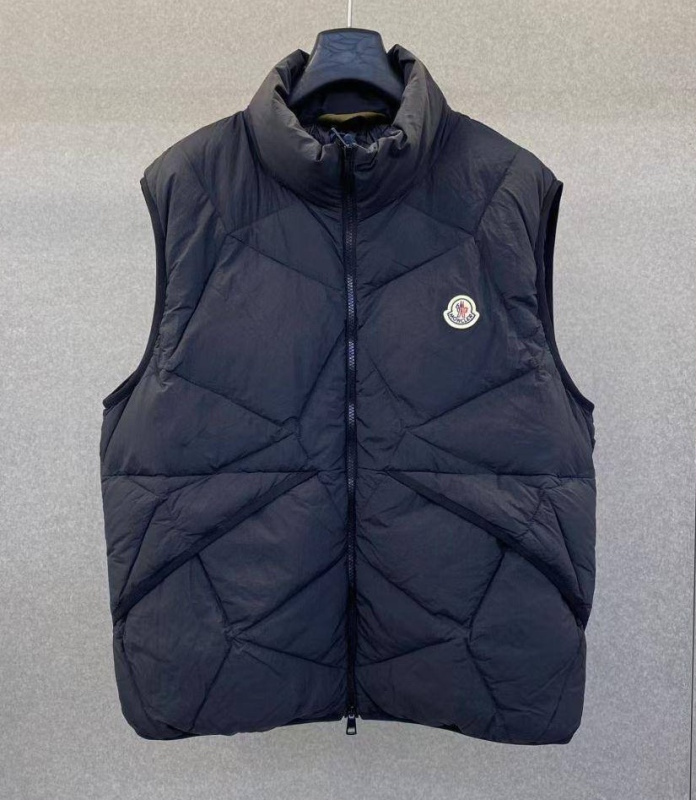 МУЖСКОЙ ЖИЛЕТ MONCLER 