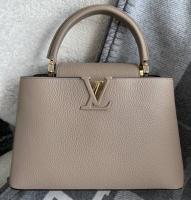 СУМКА LOUIS VUITTON CAPUCINES