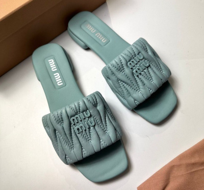 ШЛЕПКИ MIU MIU 