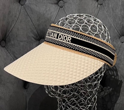 КОЗЫРЕК CHRISTIAN DIOR 
