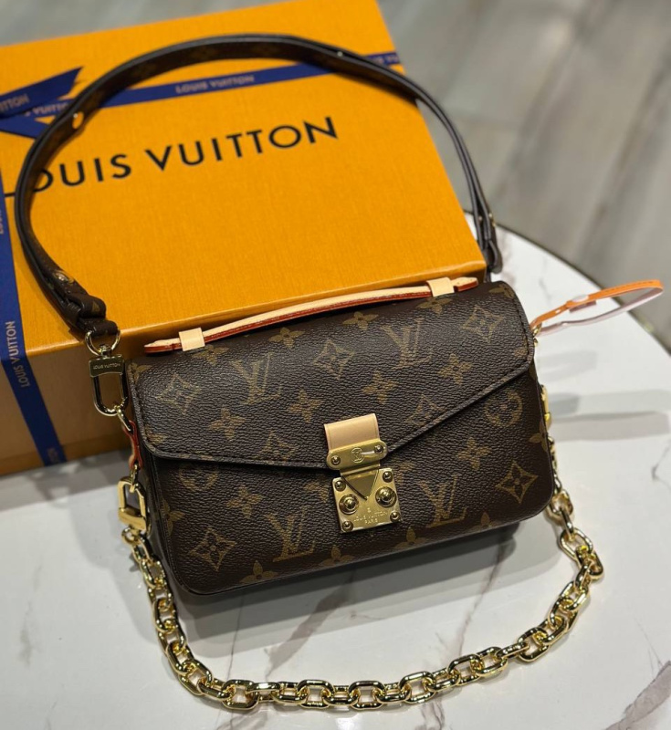 СУМКА LOUIS VUITTON POCHETTE 