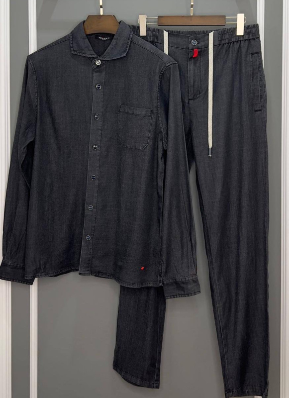 МУЖСКОЙ КОСТЮМ KITON 