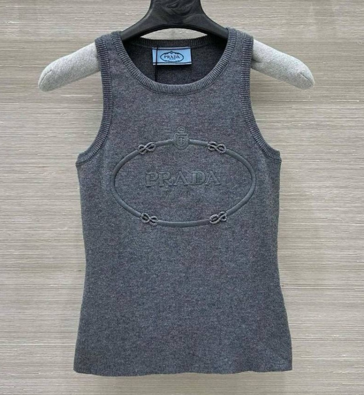 МАЙКА PRADA 
