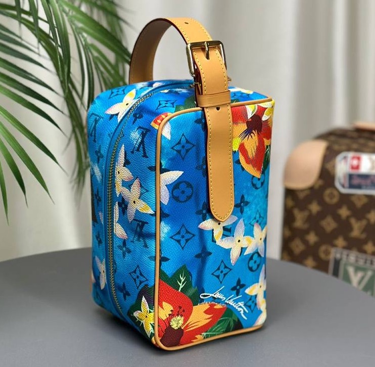 НЕСЕССЕР КОСМЕТИЧКА LOUIS VUITTON 