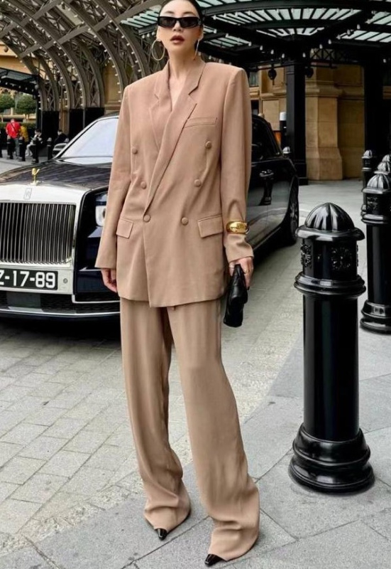 КОСТЮМ SAINT LAURENT 