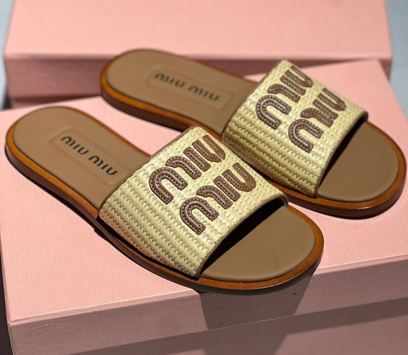 ШЛЕПКИ MIU MIU 