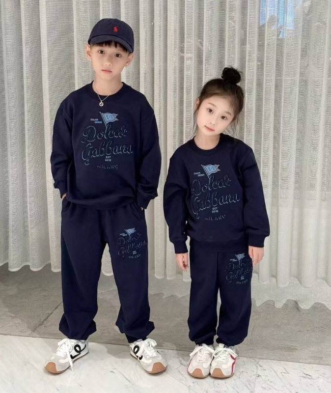 ДЕТСКИЙ КОСТЮМ DOLCE & GABBANA 