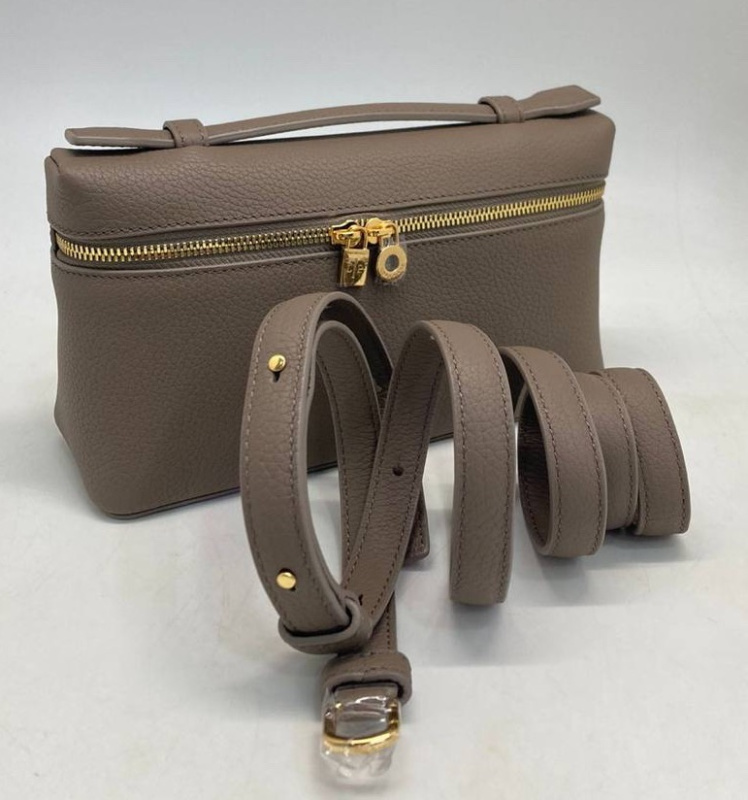 СУМКА LORO PIANA 