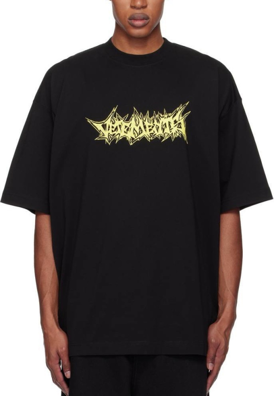 МУЖСКАЯ ФУТБОЛКА VETEMENTS 