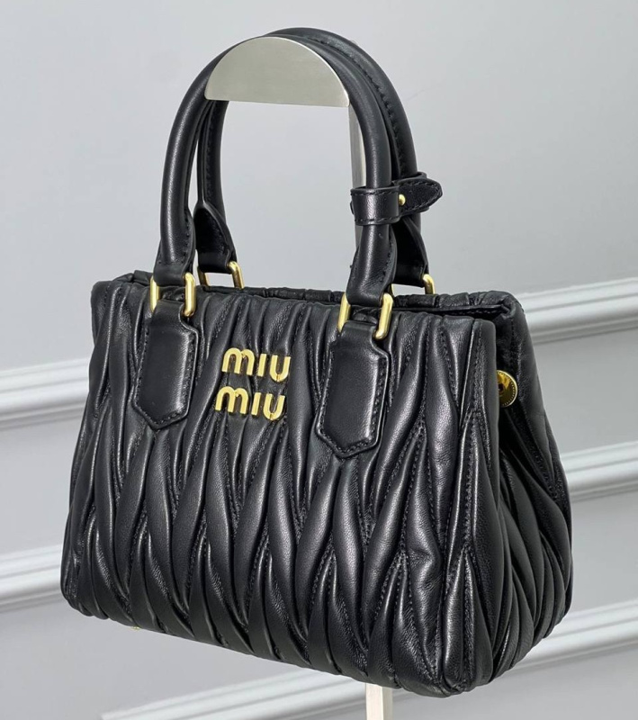 СУМКА MIU MIU 
