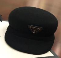 КЕПКА PRADA