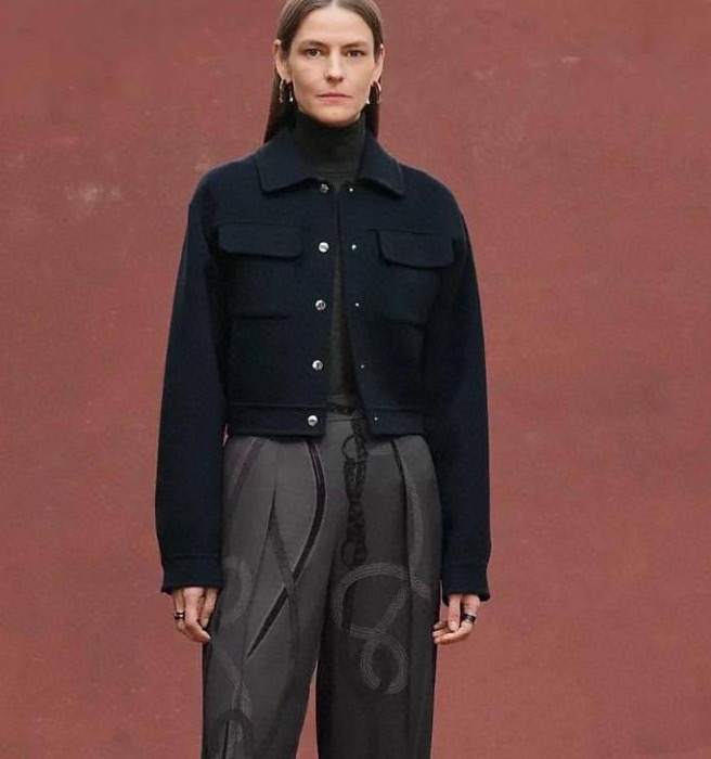 ПОЛУПАЛЬТО HERMES 