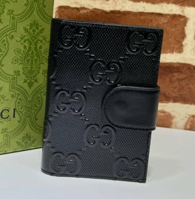 МУЖСКАЯ ОБОЖКА НА ПАСПОРТ GUCCI 