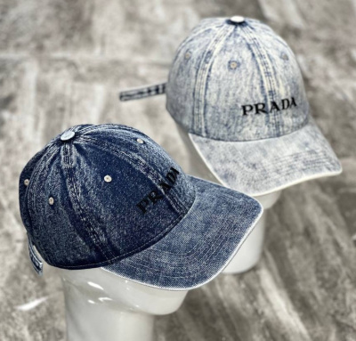КЕПКА PRADA 