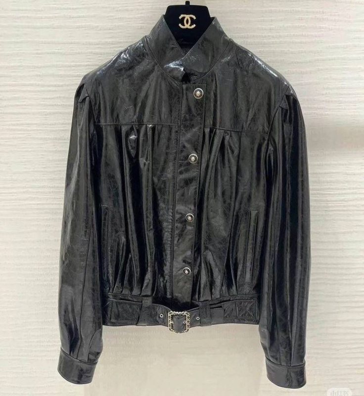 КУРТКА CHANEL 