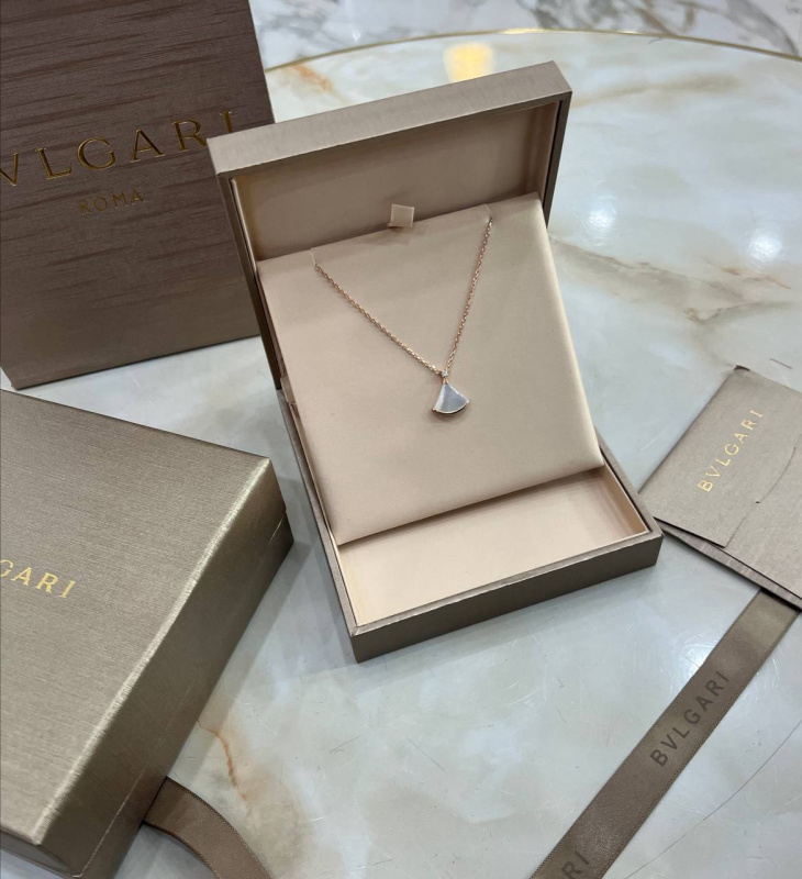 ПОДВЕСКА BVLGARI