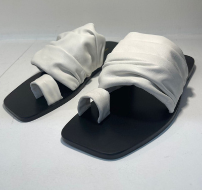 ШЛЕПКИ THE ROW 