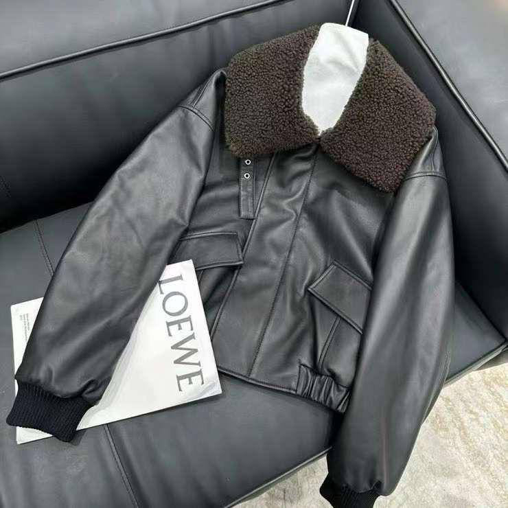 КУРТКА LEMAIRE 