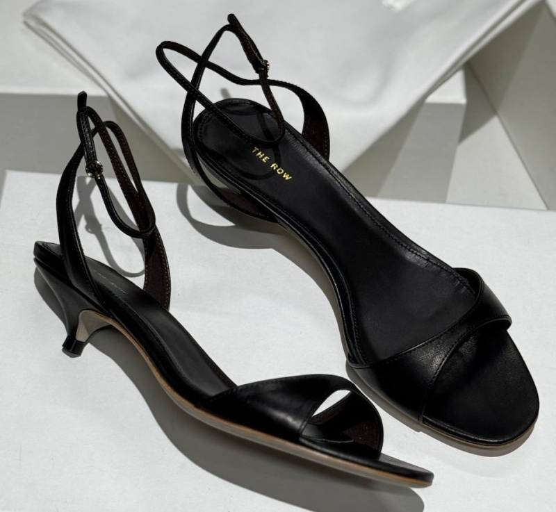 БОСОНОЖКИ THE ROW 