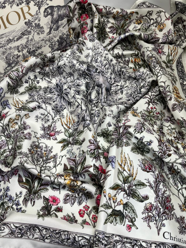 ПЛАТОК CHRISTIAN DIOR 