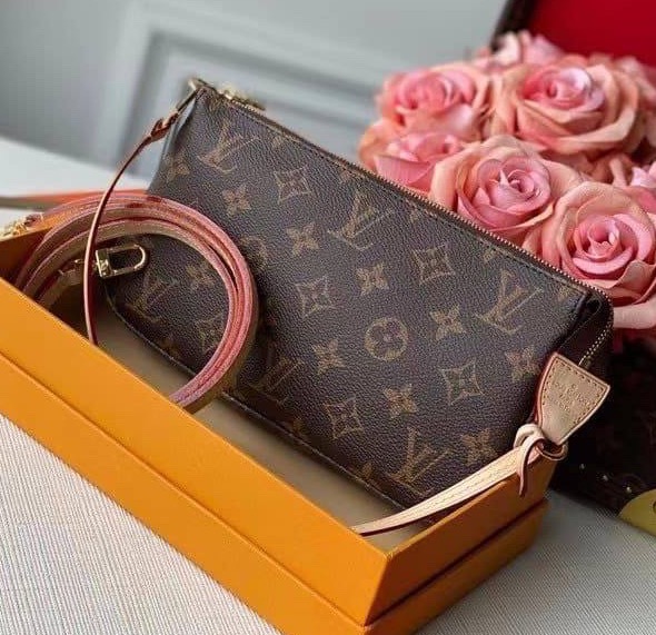 СУМКА LOUIS VUITTON 