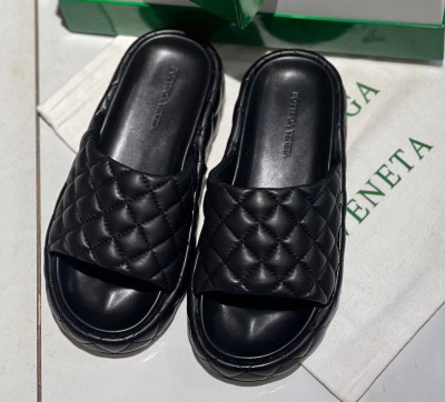 ШЛЕПКИ BOTTEGA VENETA 