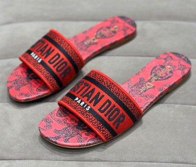 ШЛЕПКИ CHRISTIAN DIOR 