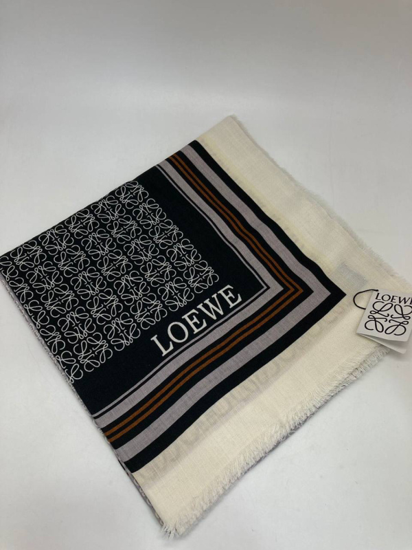 ПЛАТОК LOEWE 