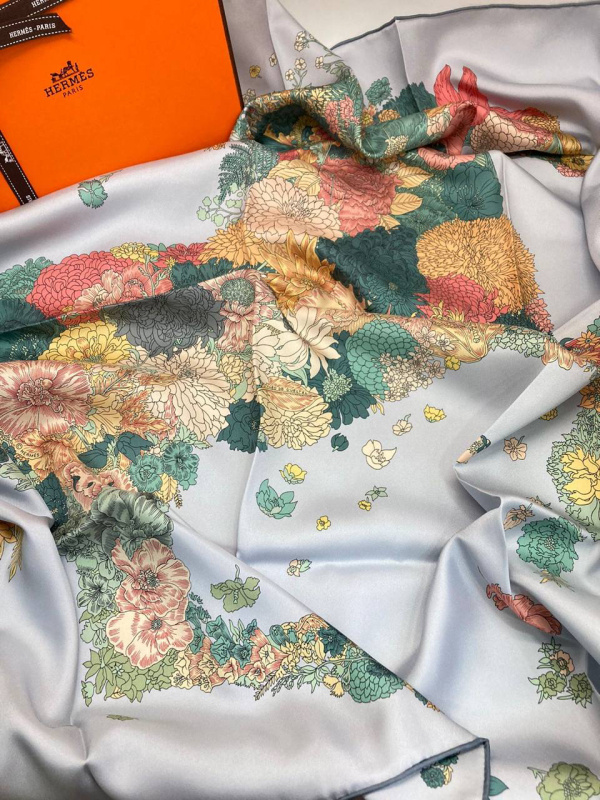 ПЛАТОК HERMES 
